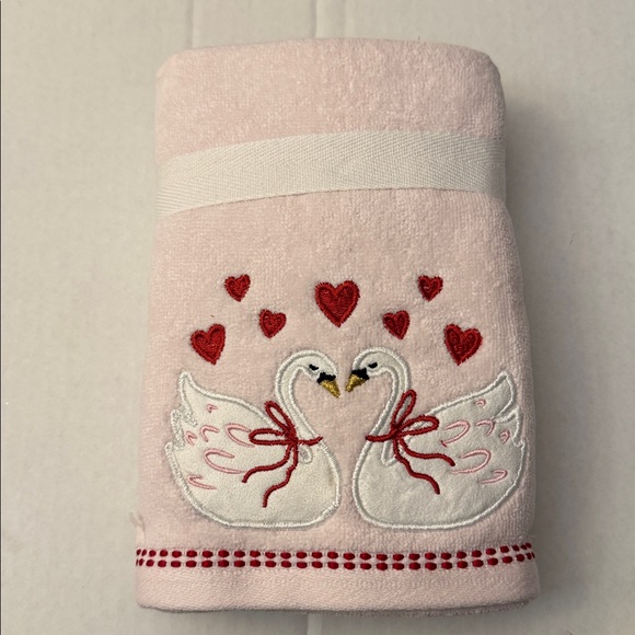 4pc Shabby Chic Swan Throw Pillow & Hand Towel Set - Valentine Decor - Pink/Red - Picture 4 of 7